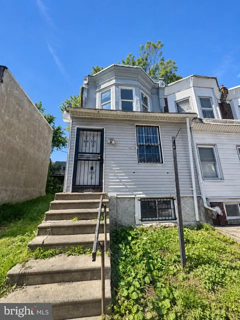 1946 S SALFORD STREET