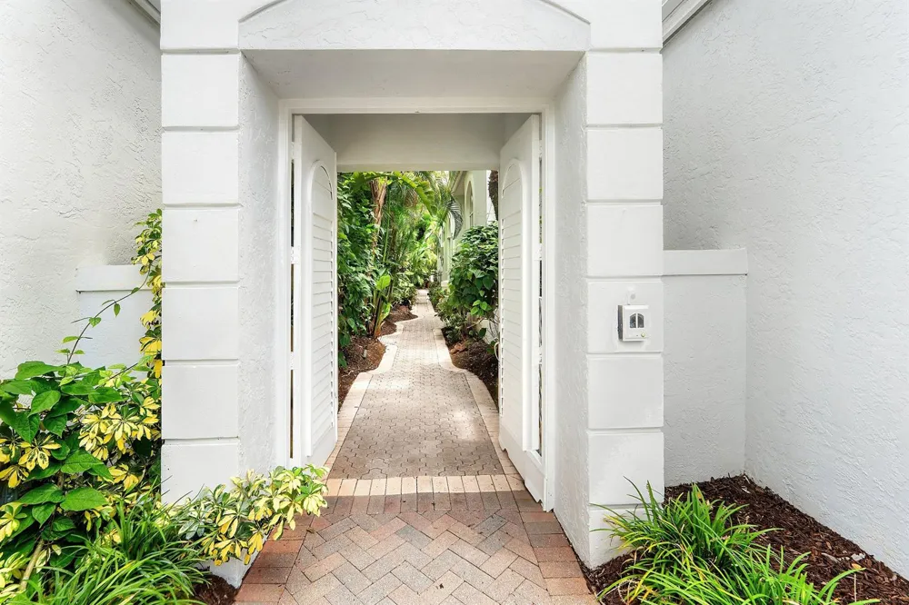 241 Coral Cay Terrace Palm Beach Gardens, FL 33418