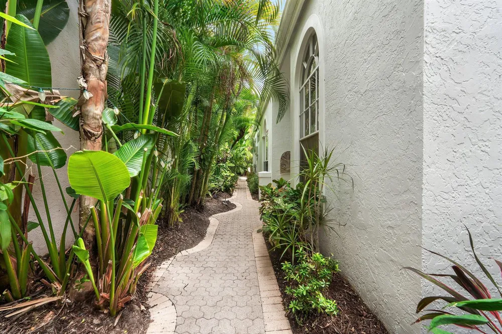 241 Coral Cay Terrace Palm Beach Gardens, FL 33418