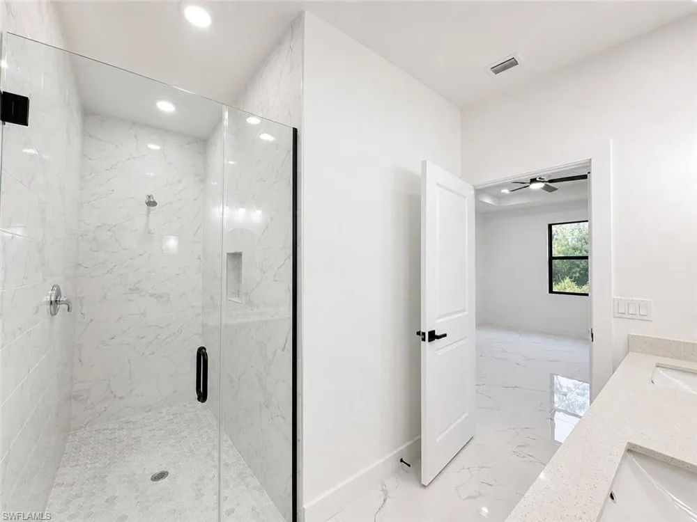 621 GREENBRIAR BOULEVARD Lehigh Acres, FL 33972