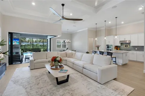 9151 Snowy Owl Way