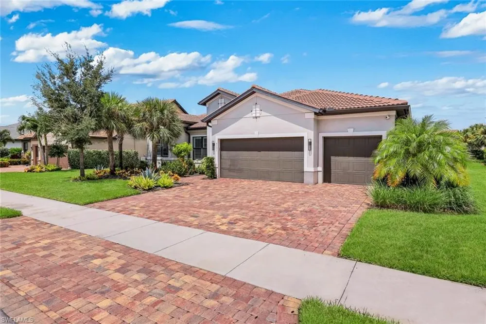 9151 Snowy Owl Way Naples, FL 34120