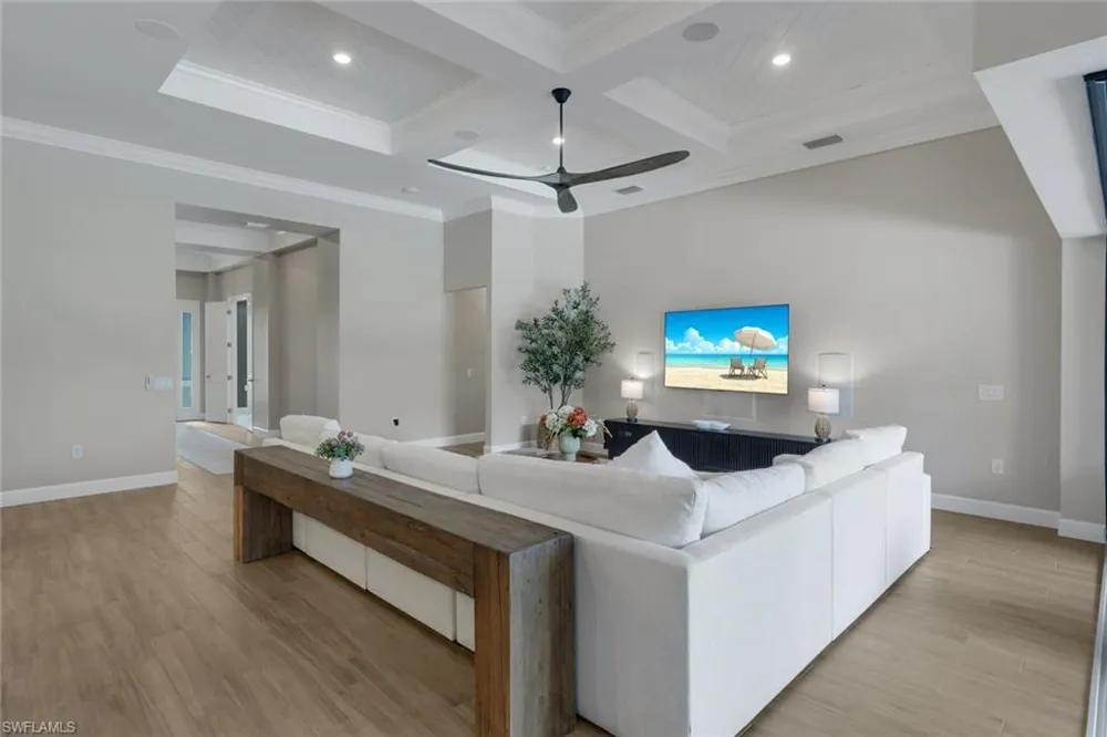 9151 Snowy Owl Way Naples, FL 34120