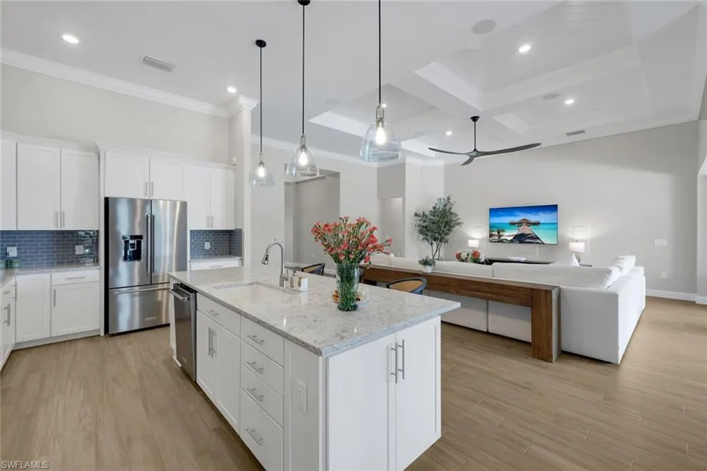 9151 Snowy Owl Way Naples, FL 34120