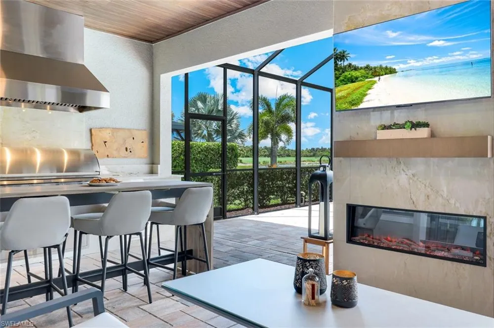 9151 Snowy Owl Way Naples, FL 34120
