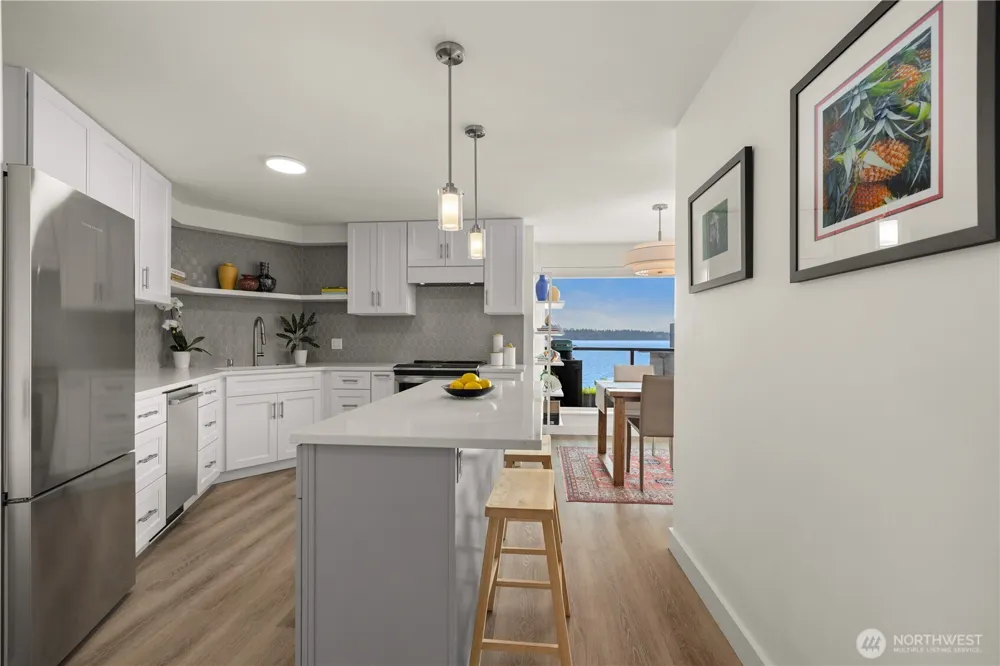 2360 43rd Avenue E #303 Seattle, WA 98112