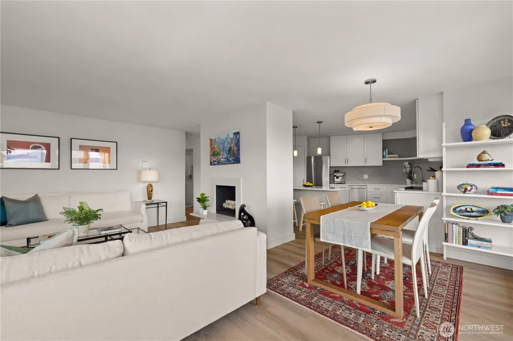 2360 43rd Avenue E #303 Seattle, WA 98112