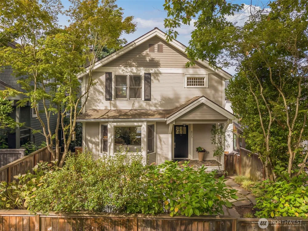 805 33rd Avenue E Seattle, WA 98112