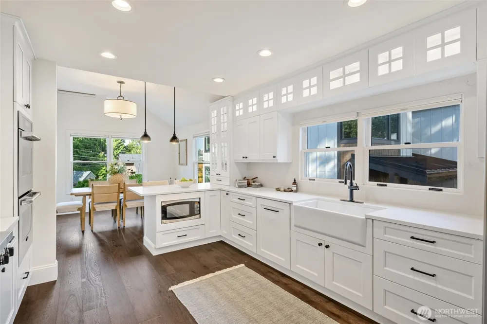 805 33rd Avenue E Seattle, WA 98112