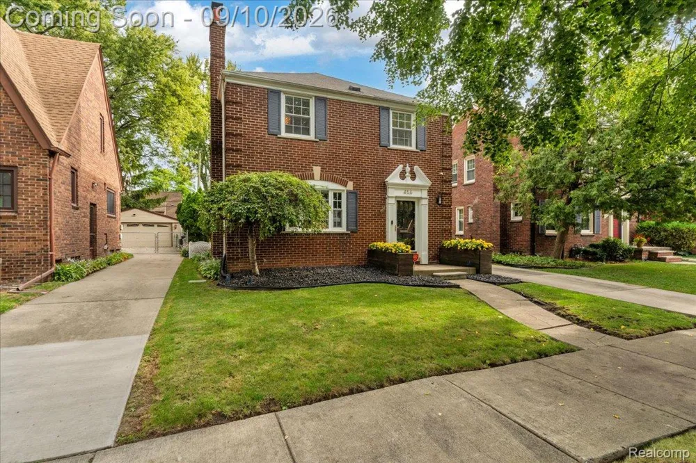 456 Manor Street Grosse Pointe Farms City, MI 48236