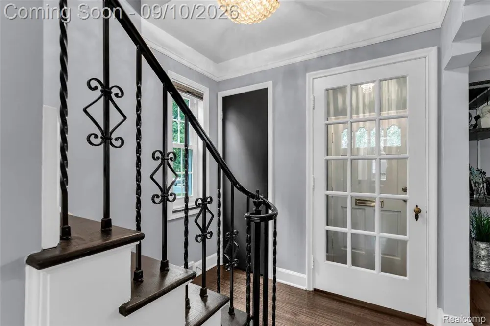 456 Manor Street Grosse Pointe Farms City, MI 48236