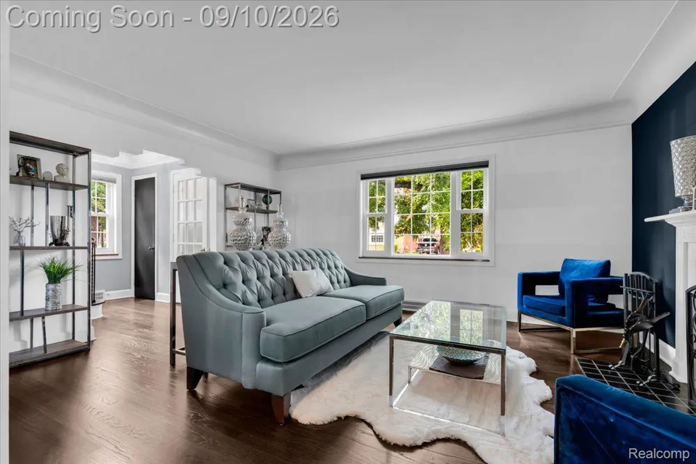 456 Manor Street Grosse Pointe Farms City, MI 48236