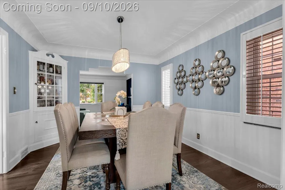 456 Manor Street Grosse Pointe Farms City, MI 48236