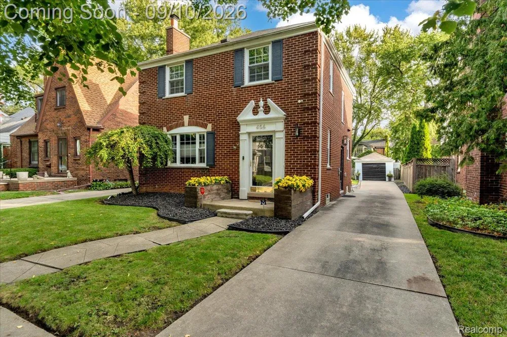 456 Manor Street Grosse Pointe Farms City, MI 48236