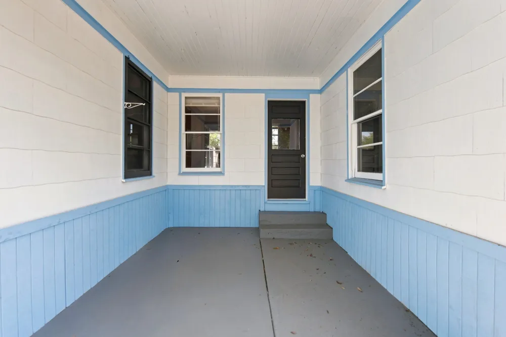 312 S Wilson Avenue Giddings, TX 78942