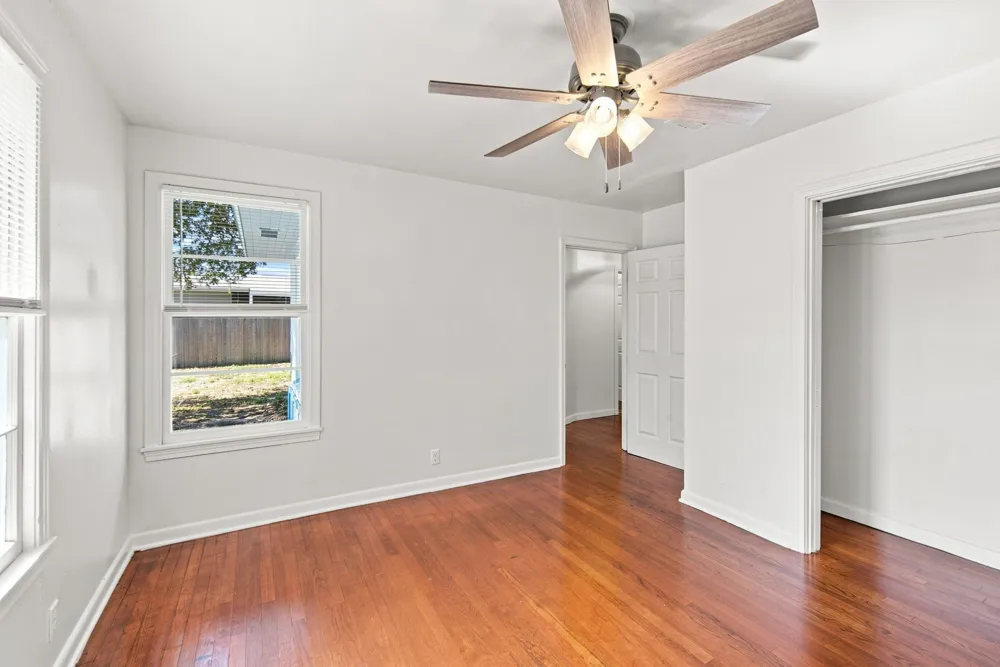 312 S Wilson Avenue Giddings, TX 78942
