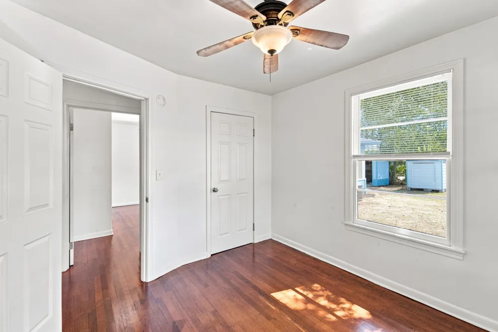 312 S Wilson Avenue Giddings, TX 78942