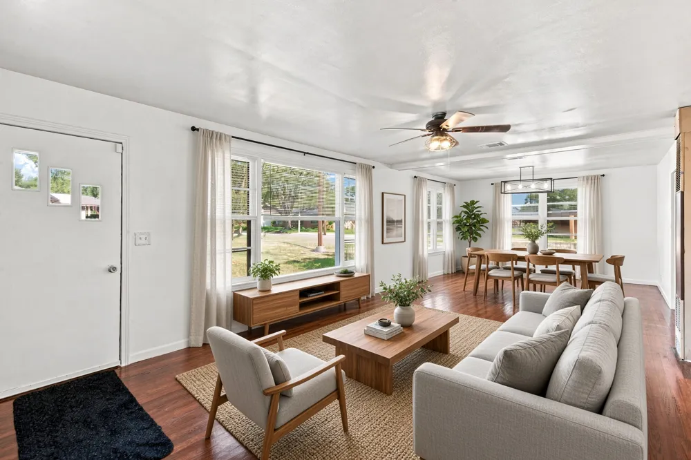 312 S Wilson Avenue Giddings, TX 78942