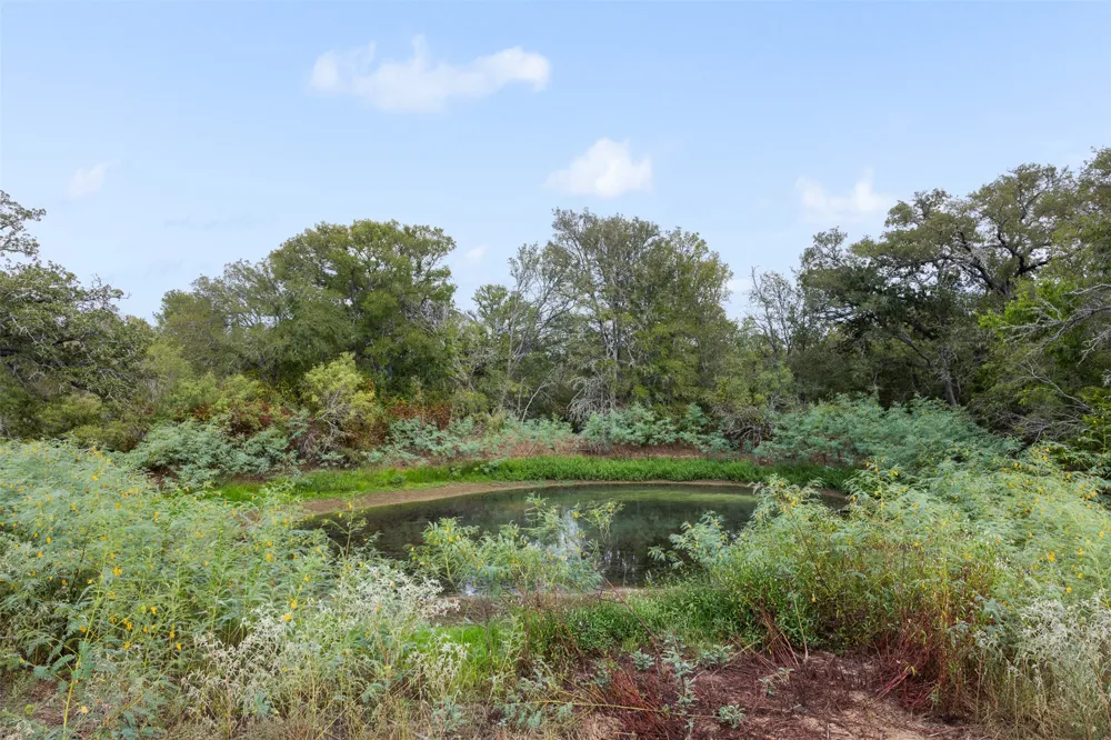 2 FM 713 Dale, TX 78616