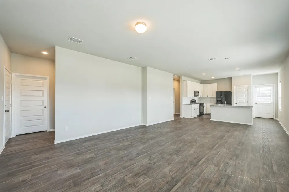 107 Honeybee Lane Elgin, TX 78621