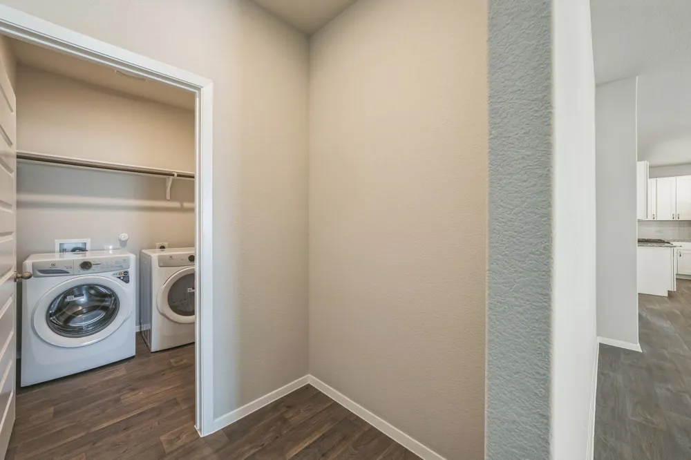107 Honeybee Lane Elgin, TX 78621