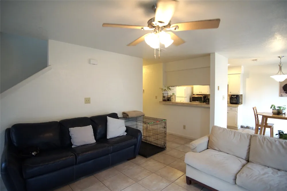 4904 Smokey Valley #B Austin, TX 78731
