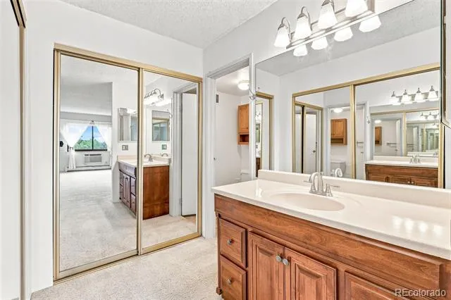 14000 E Linvale Place #401 Aurora, CO 80014