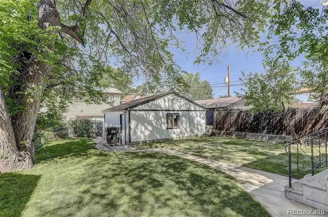 2943 York Street Denver, CO 80205
