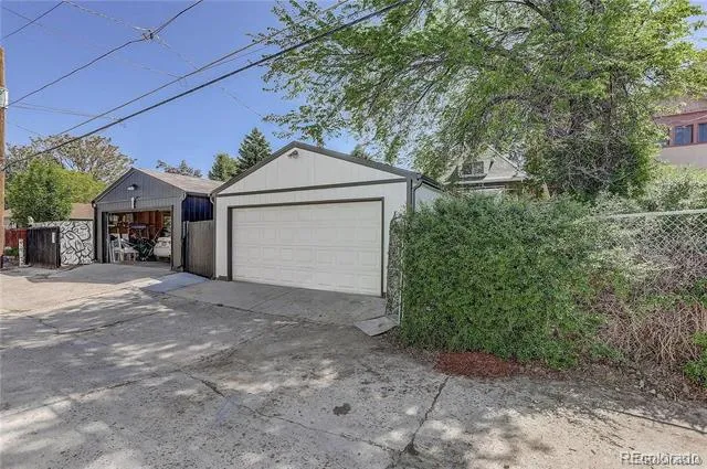 2943 York Street Denver, CO 80205