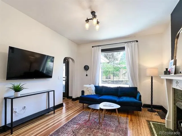 2943 York Street Denver, CO 80205