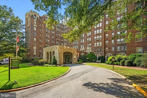 4000 CATHEDRAL AVENUE NW #335B