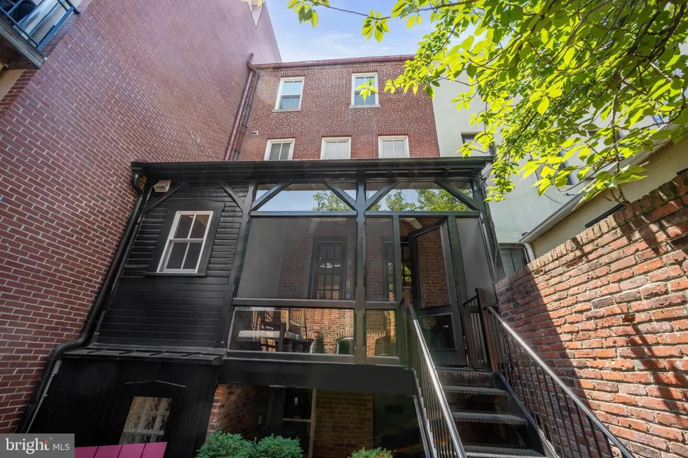 1311 CORCORAN STREET NW Washington, DC 20009