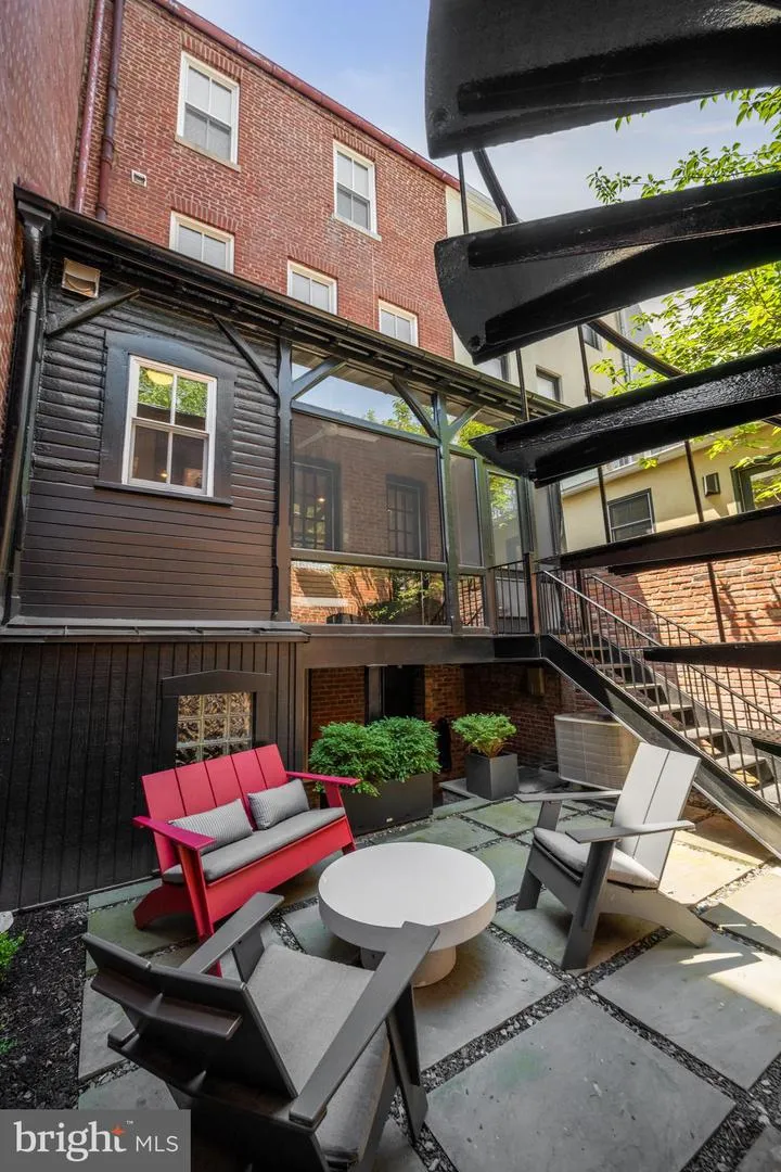 1311 CORCORAN STREET NW Washington, DC 20009
