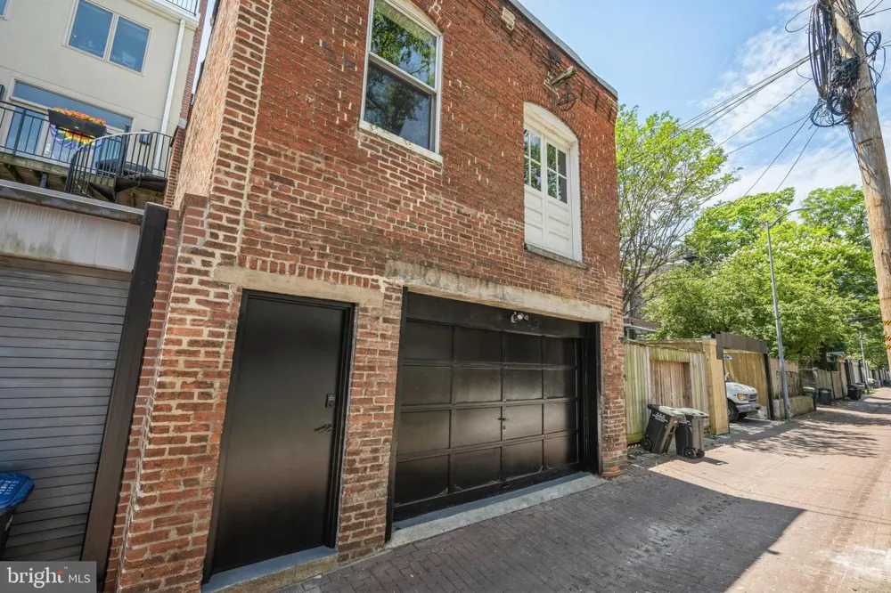1311 CORCORAN STREET NW Washington, DC 20009