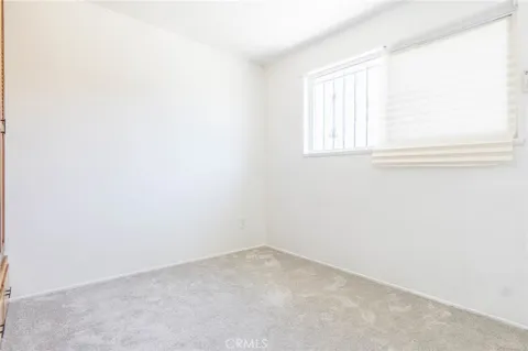 1111 Taos