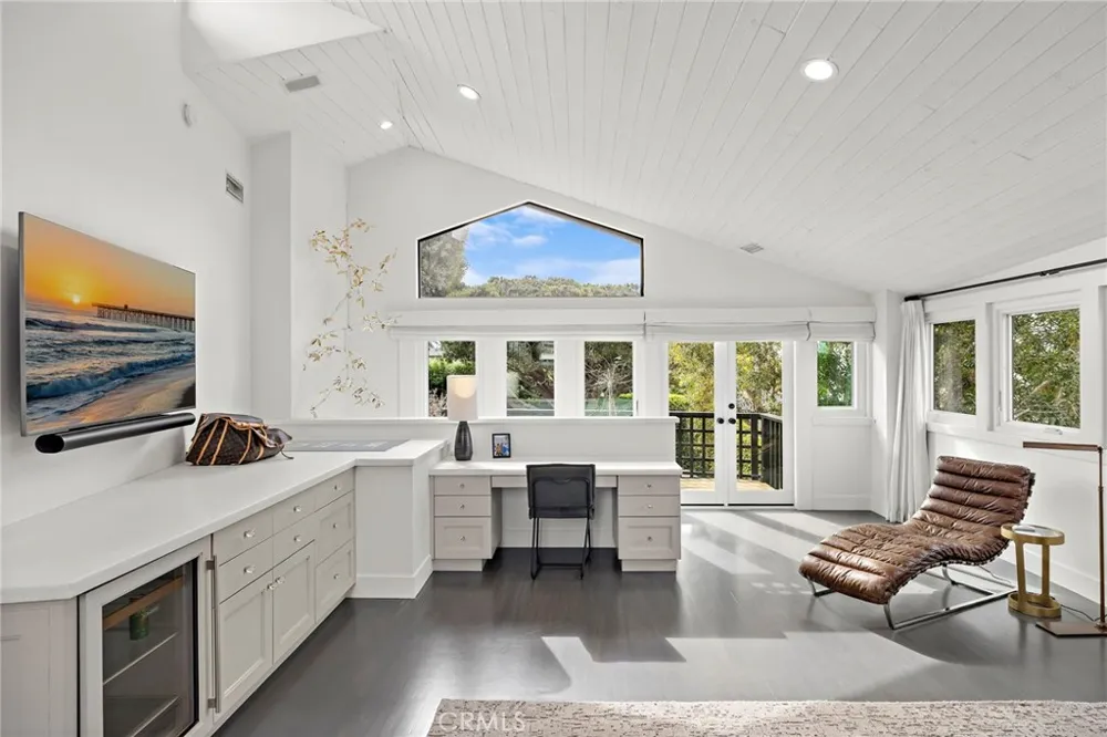 431 Riverside Newport Beach, CA 92663