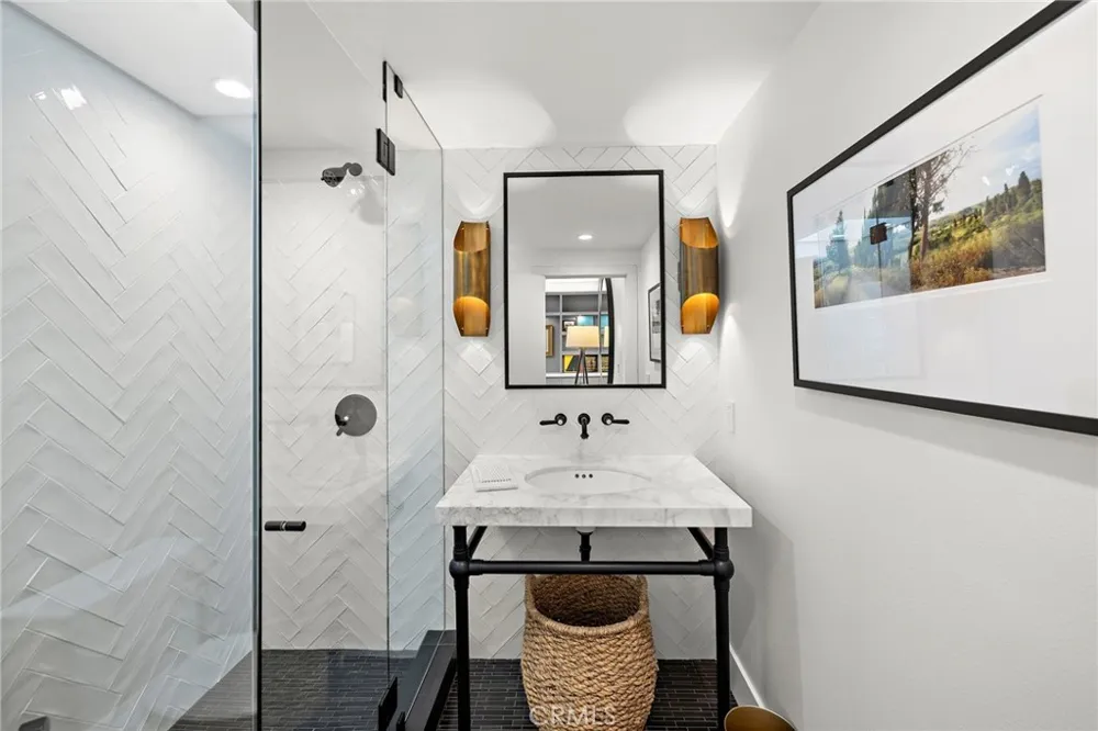 431 Riverside Newport Beach, CA 92663