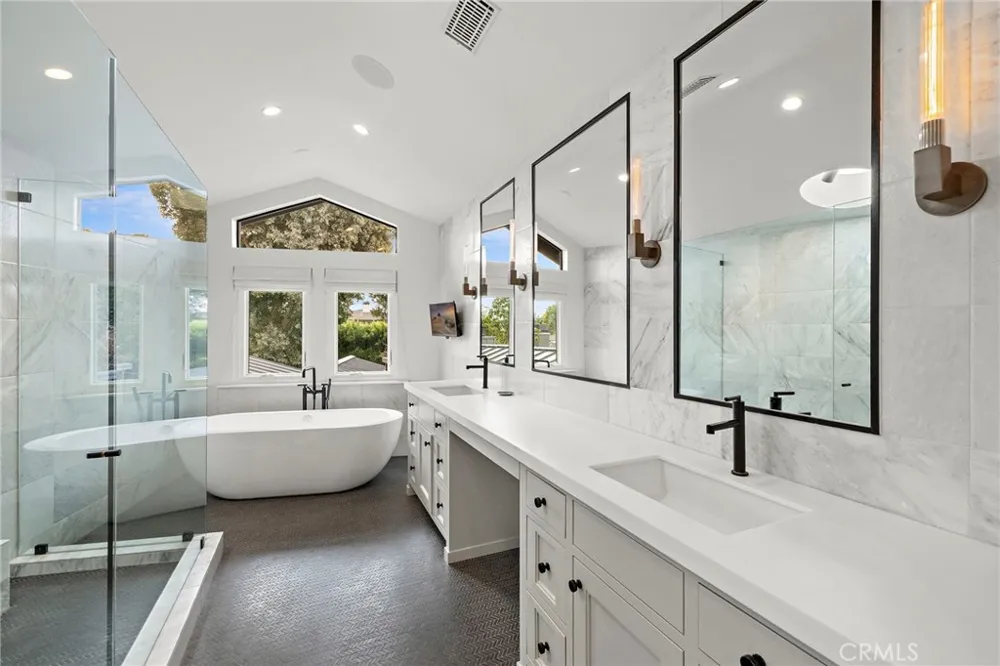 431 Riverside Newport Beach, CA 92663