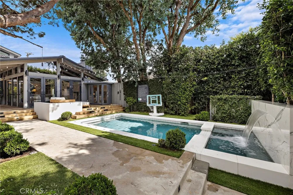 431 Riverside Newport Beach, CA 92663