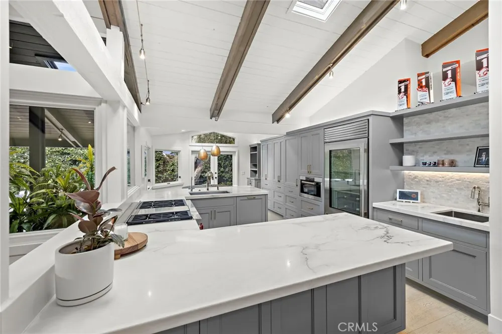 431 Riverside Newport Beach, CA 92663