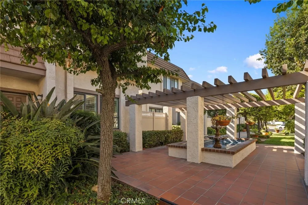 848 W Huntington Drive #18 Arcadia, CA 91007