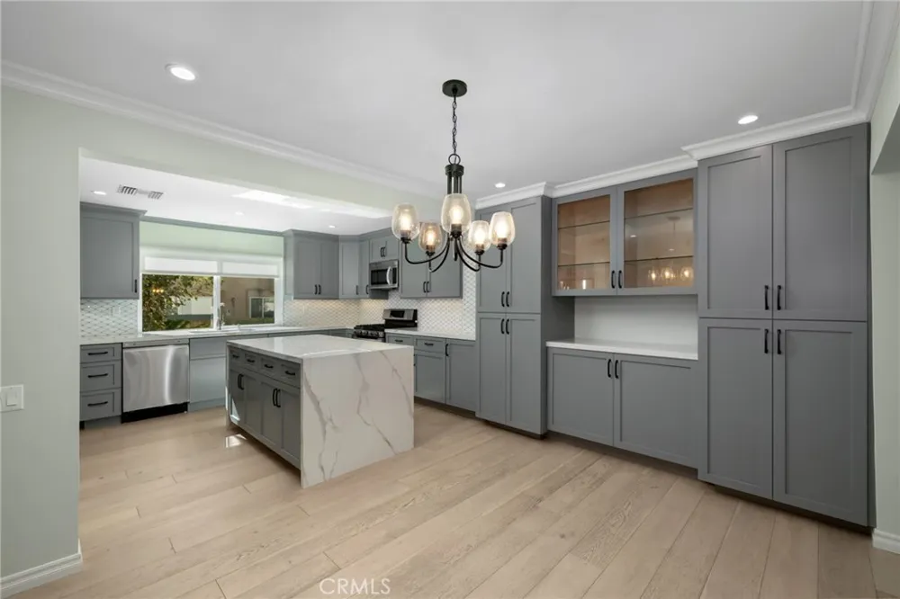 848 W Huntington Drive #18 Arcadia, CA 91007