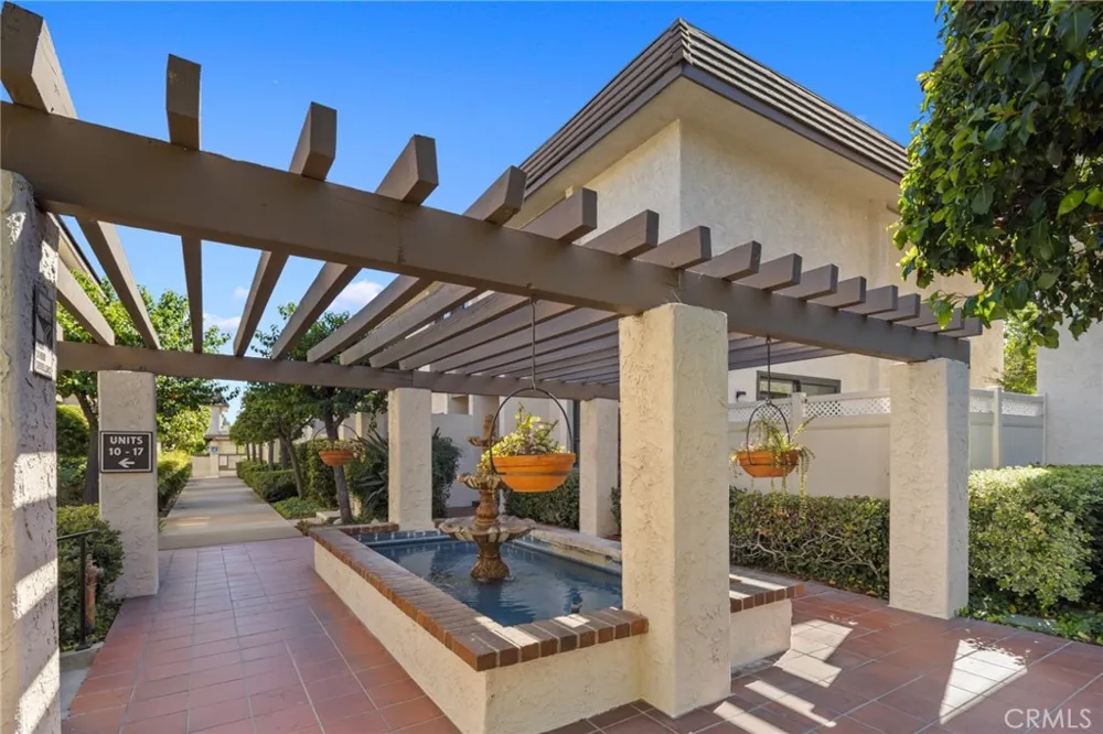 848 W Huntington Drive #18 Arcadia, CA 91007