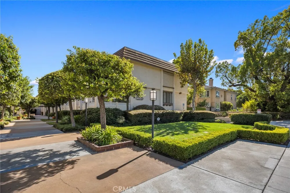 848 W Huntington Drive #18 Arcadia, CA 91007