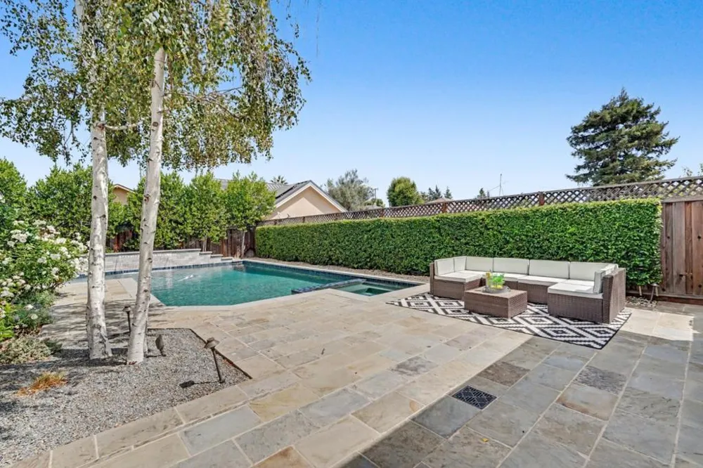 457 Bryan Avenue Sunnyvale, CA 94086