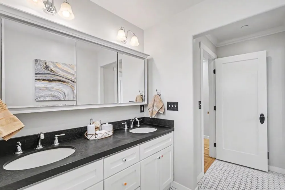 457 Bryan Avenue Sunnyvale, CA 94086