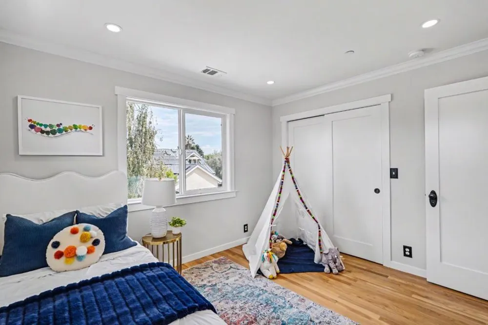 457 Bryan Avenue Sunnyvale, CA 94086