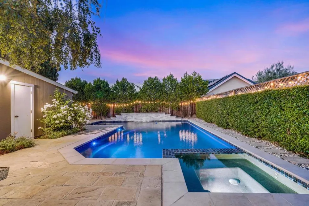 457 Bryan Avenue Sunnyvale, CA 94086