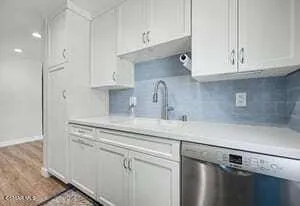1694 Tiburon Court Thousand Oaks, CA 91362