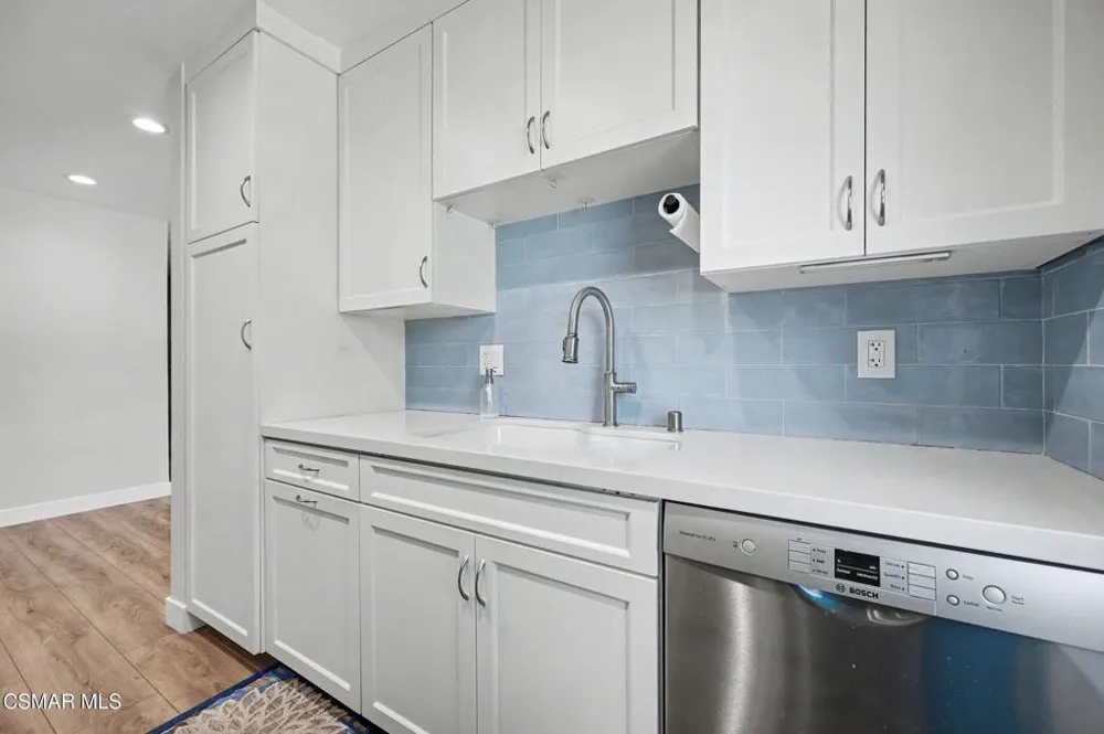 1694 Tiburon Court Thousand Oaks, CA 91362